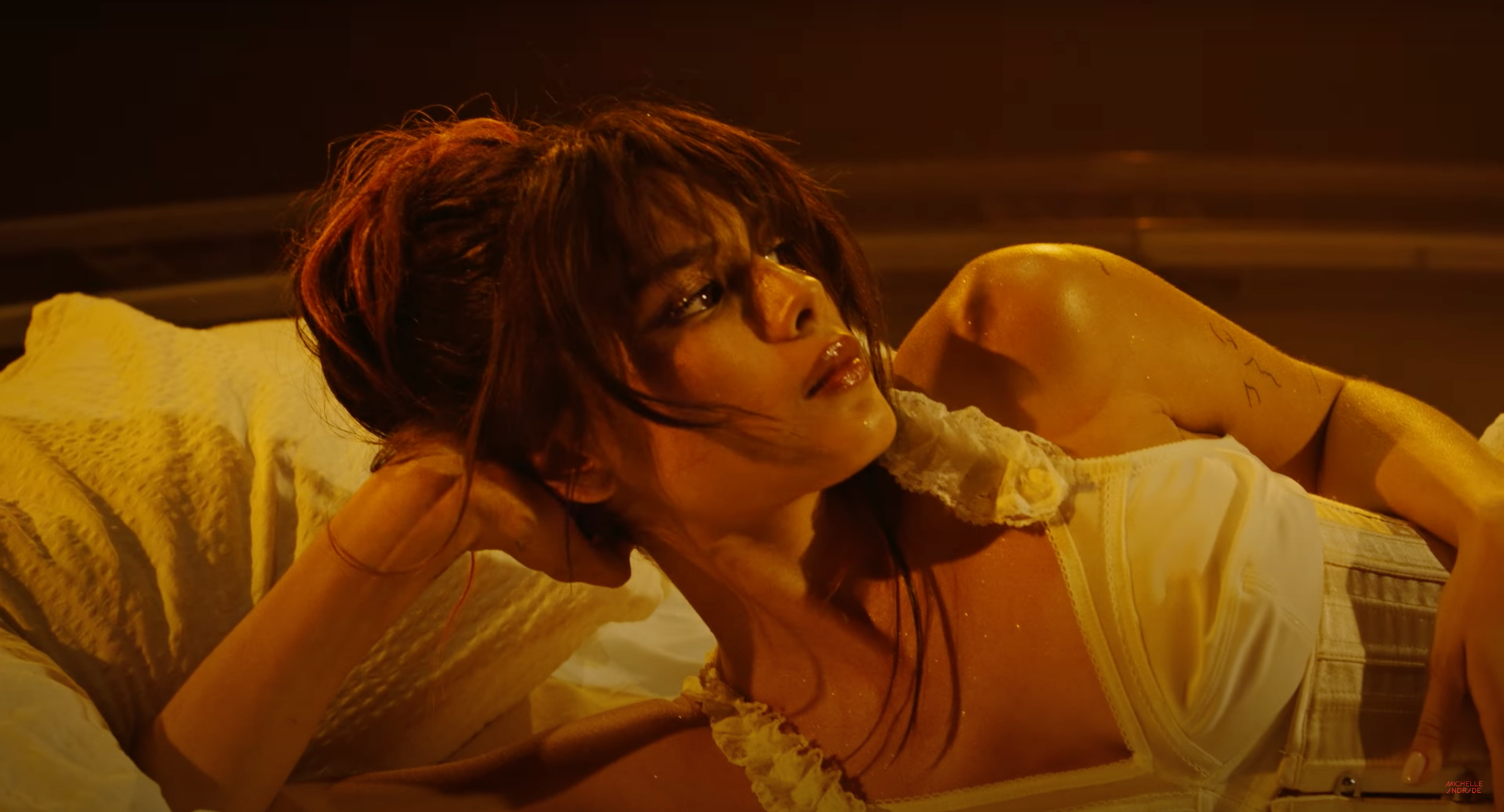 Michelle Andrade презентувала пісню "Світло" про важливість наших спогадів