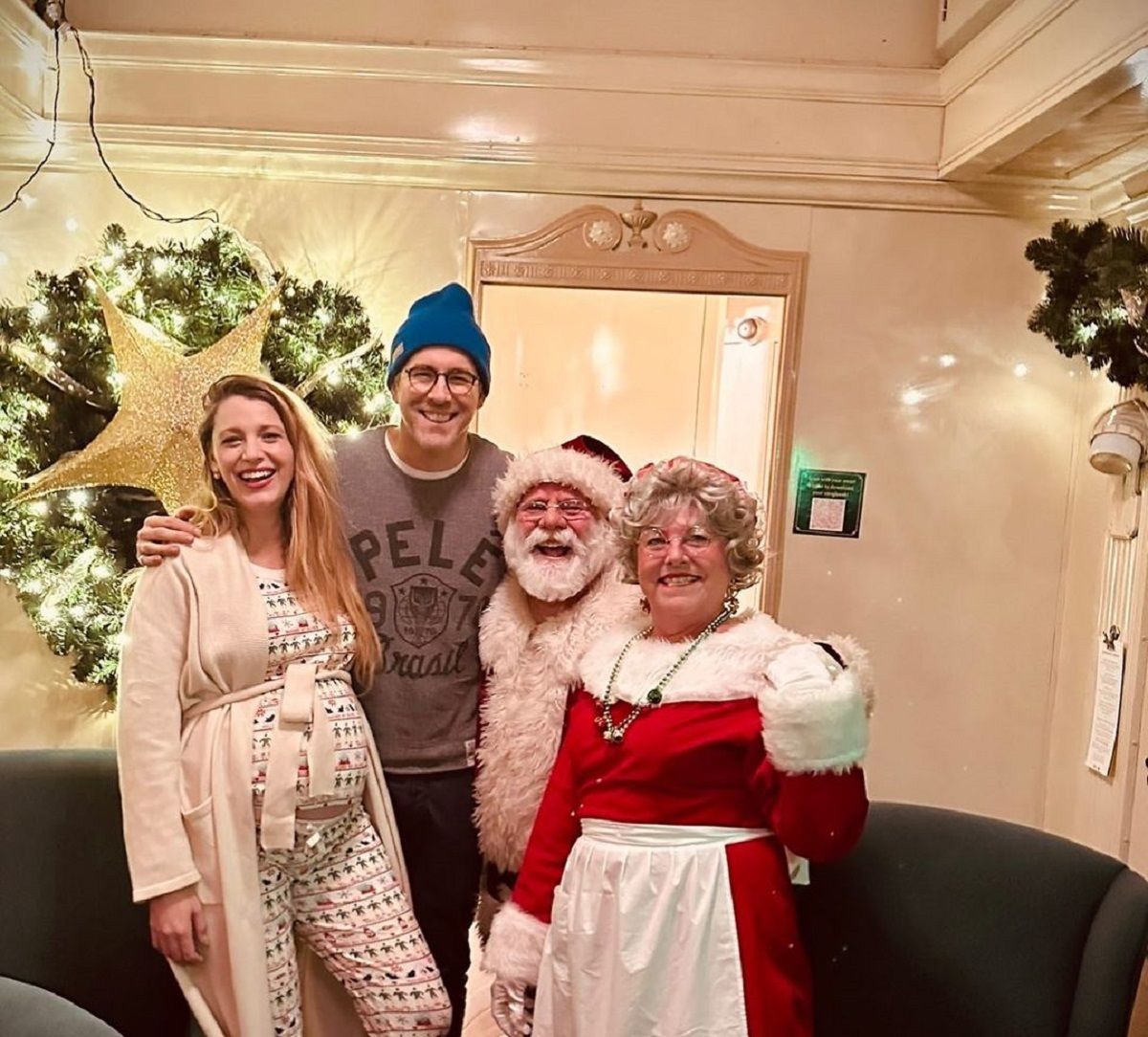 Раян Рейнольдс кумедно вибачився перед фанатами через "невдале" фото з Блейк Лайвлі