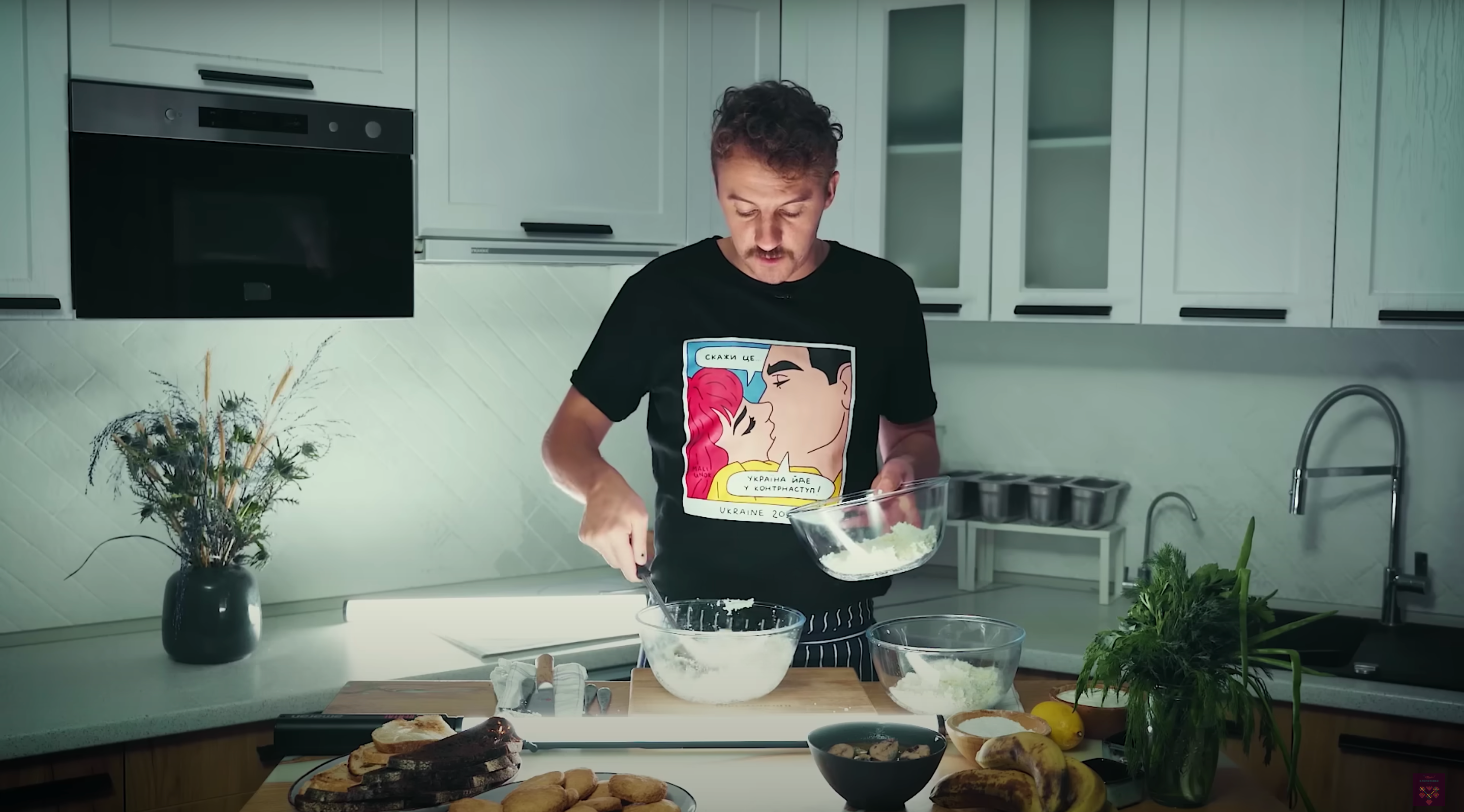 Клопотенко приготував 3 намазки з кисломолочного сиру: рецепти, коли немає світла