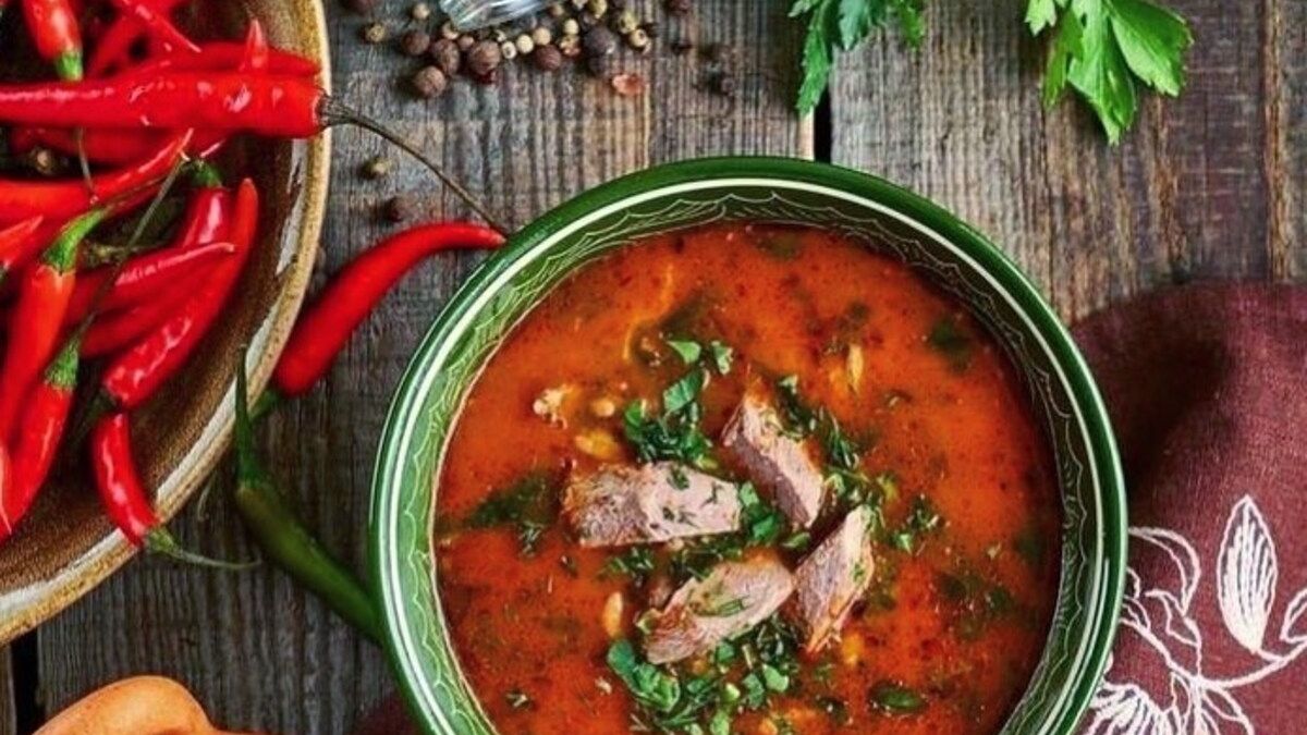 Харчо за 15 хвилин – рецепт від шеф-кухаря Ектора Хіменеса-Браво