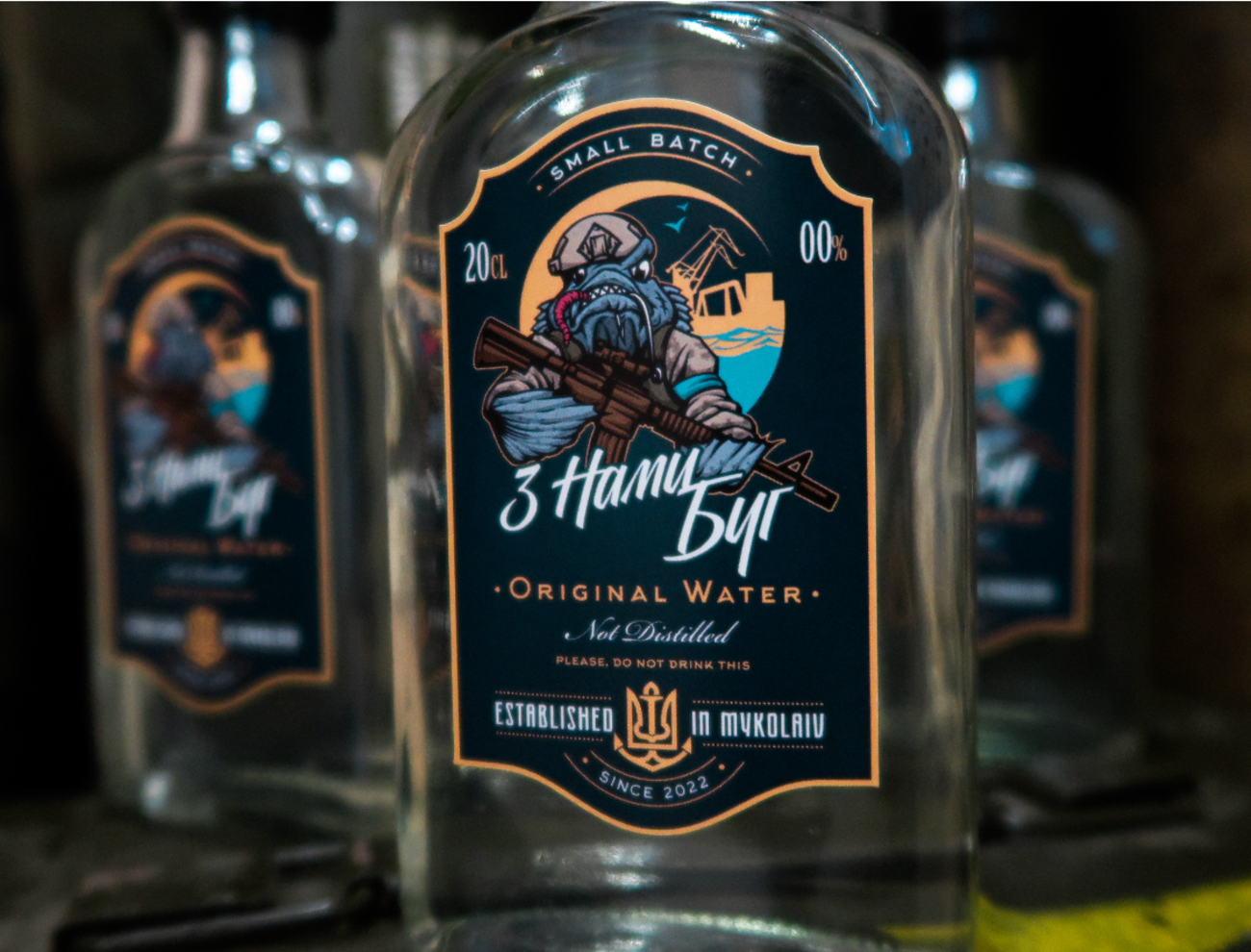 Миколаївська вода за донат – волонтери продають солону воду з крана на ЗСУ