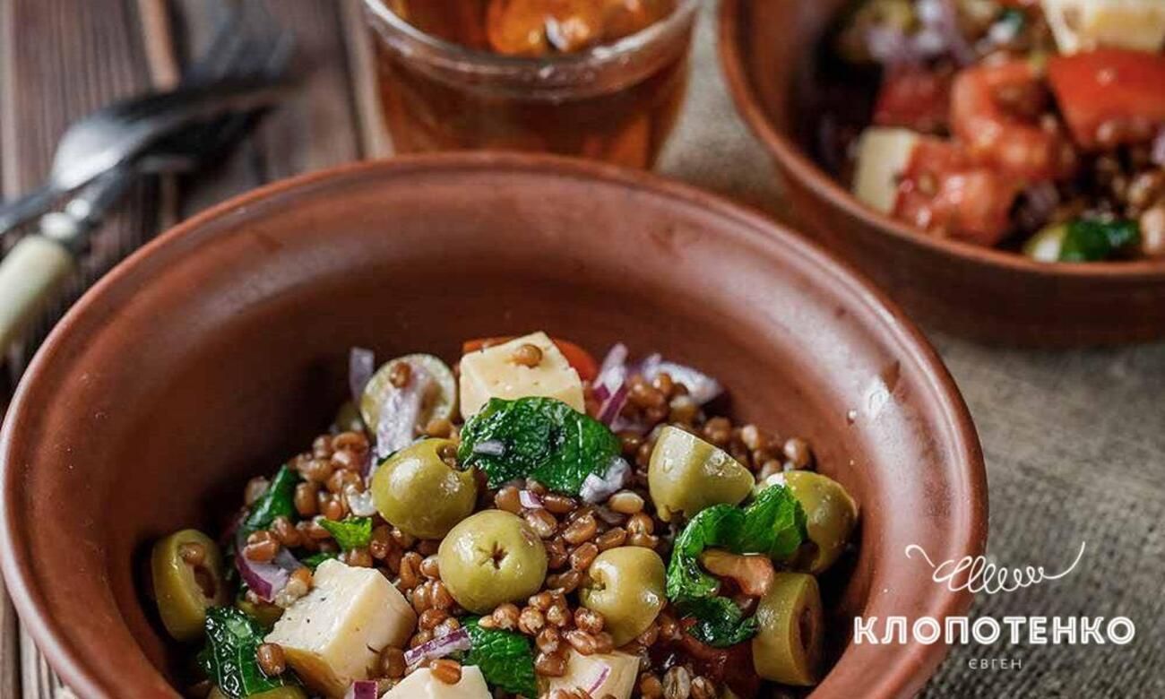 Салат з пшеницею та сиром – Клопотенко показав унікальний рецепт