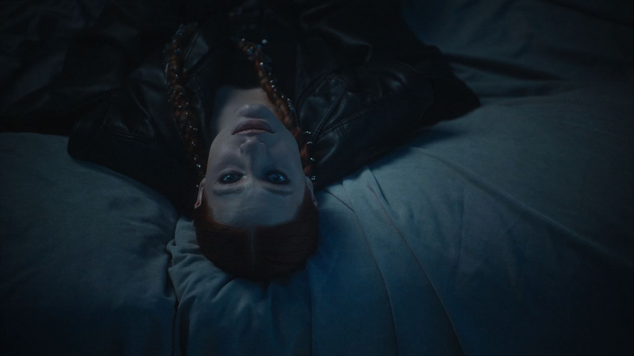 Вітер змін – дивіться кліп від співачки ZELENOOKA про цінність часу