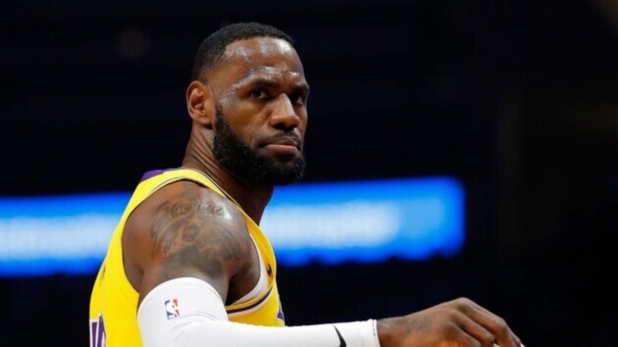 ЛеБрон Джеймс встановив рекорд і став найрезультативнішим гравцем в історії НБА