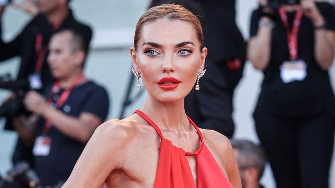 Українська модель з'явилася на Тижні моди в Нью-Йорку з посланням до путіна