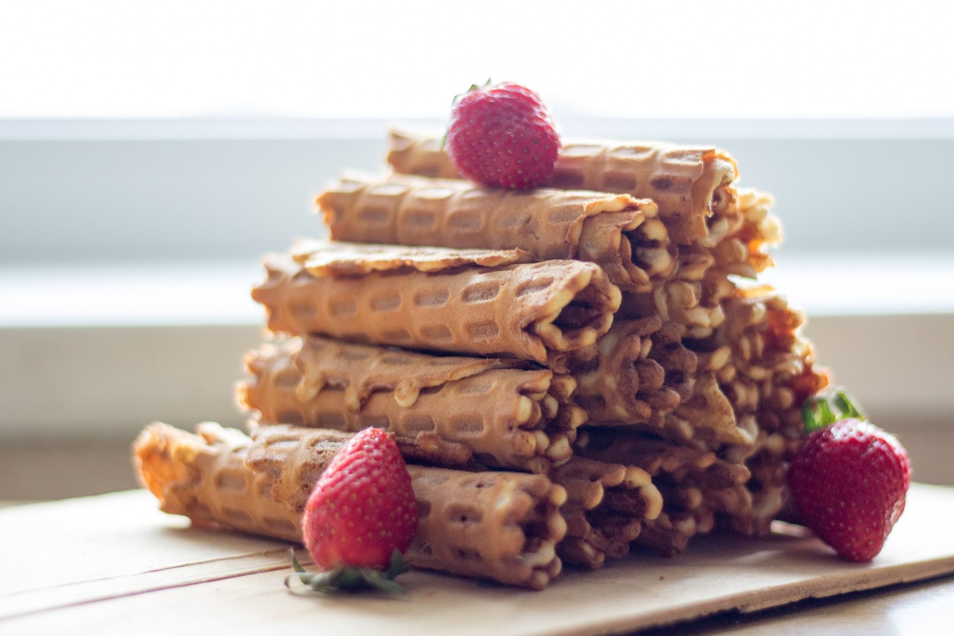 Вафельні трубочки зі згущеним молоком – рецепт від шеф-кухаря Ектора Хіменеса-Браво