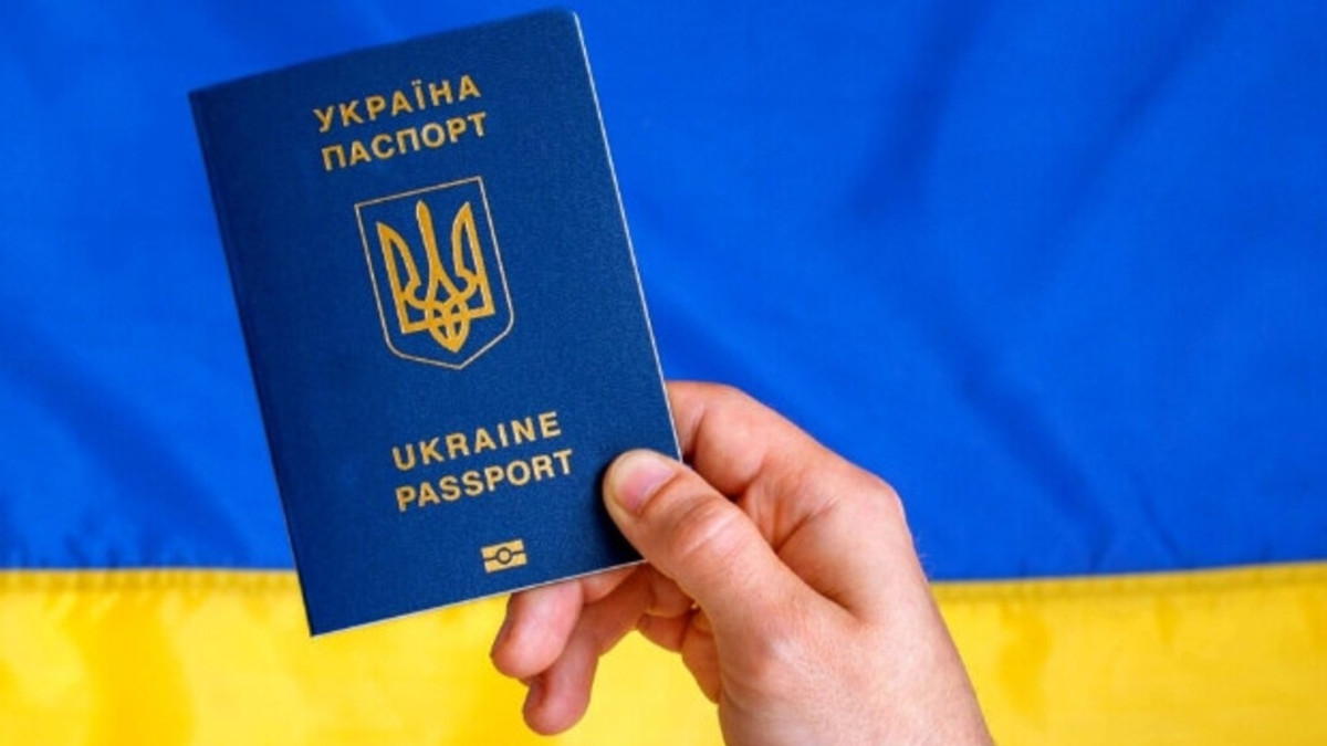 У Чехії та Словаччині відкрили українські паспортні сервіси - фото 1