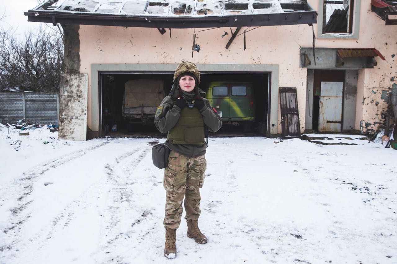 "Пташка" проникливо заспівала пісню "Пливе кача" перед канцлером Шольцом