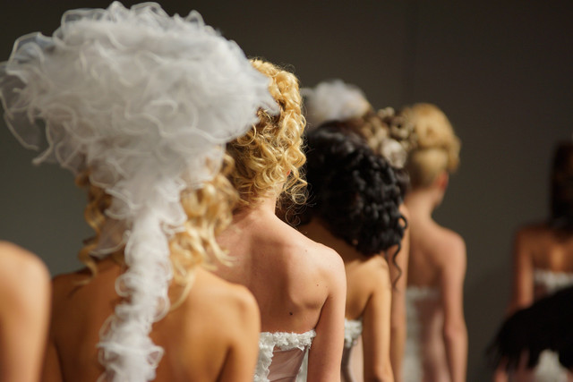 Місячний календар стрижок на березень 2023 – дні, коли стригти волосся - фото 520629