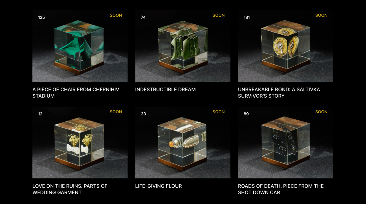 Артефакти незламності у смолі – в Києві створили Музей фрагментів війни