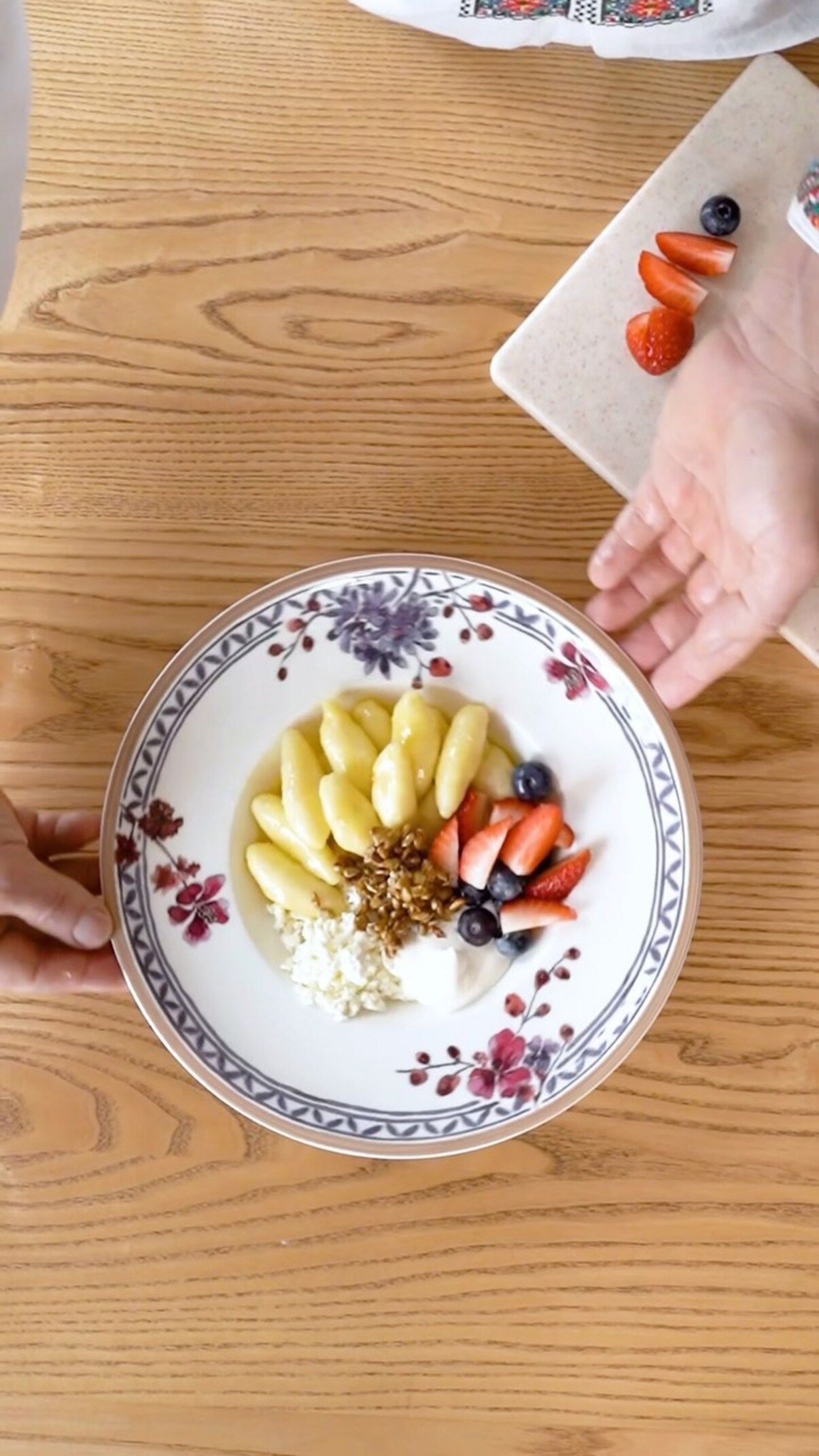 Ліниві вареники на сніданок – апетитний рецепт від Володимира Ярославського