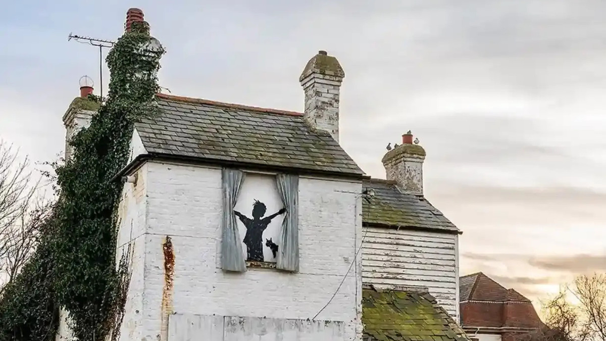 У Великобританії знищили нове графіті Бенксі - фото 1
