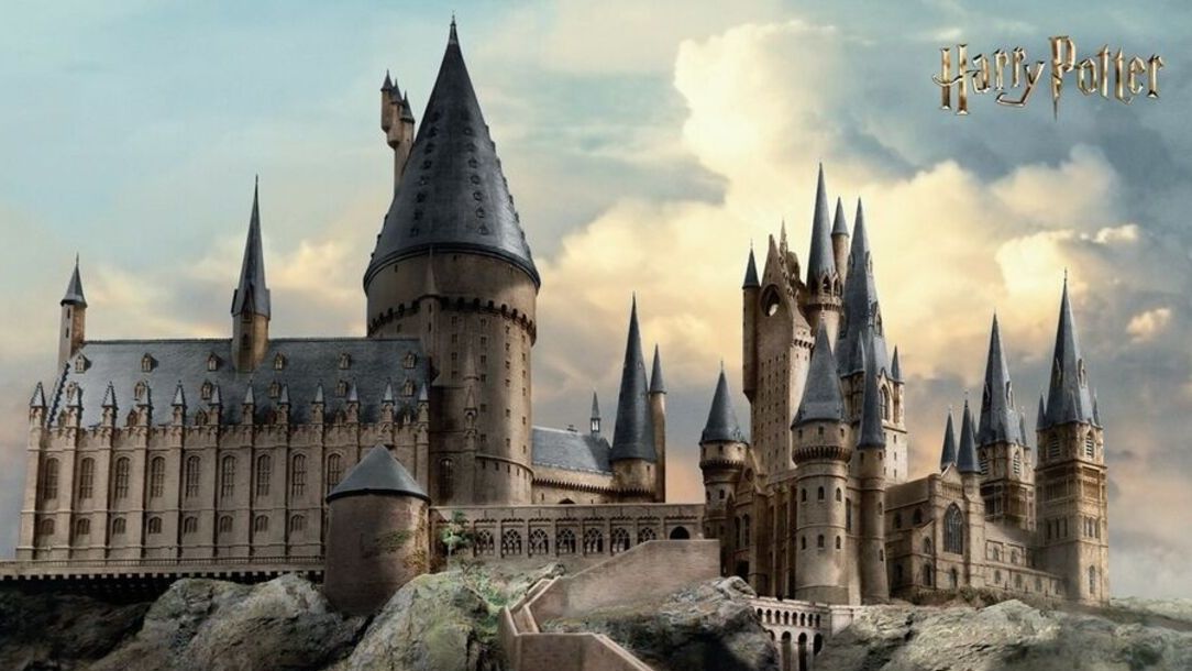 Монету із зображенням Гоґвортсу випустили у Великій Британії