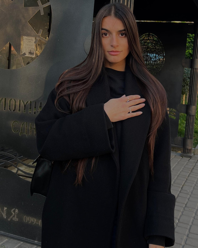 Vikki Flowz - фото 522074