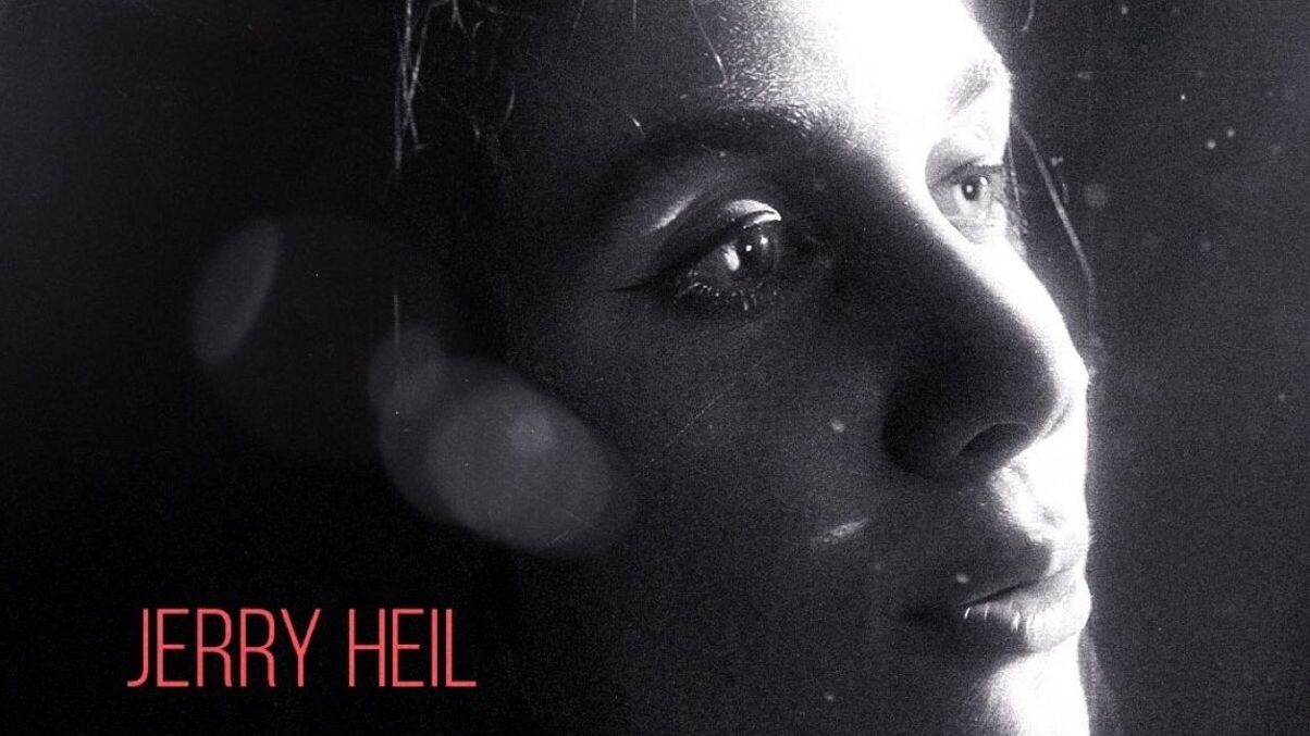 Jerry Heil презентувала чуттєву прем'єру пісні "На небі ні зорі"