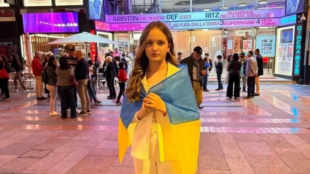 Кулеба нагородив українку, яка відмовилася виступати на фестивалі разом з росіянкою