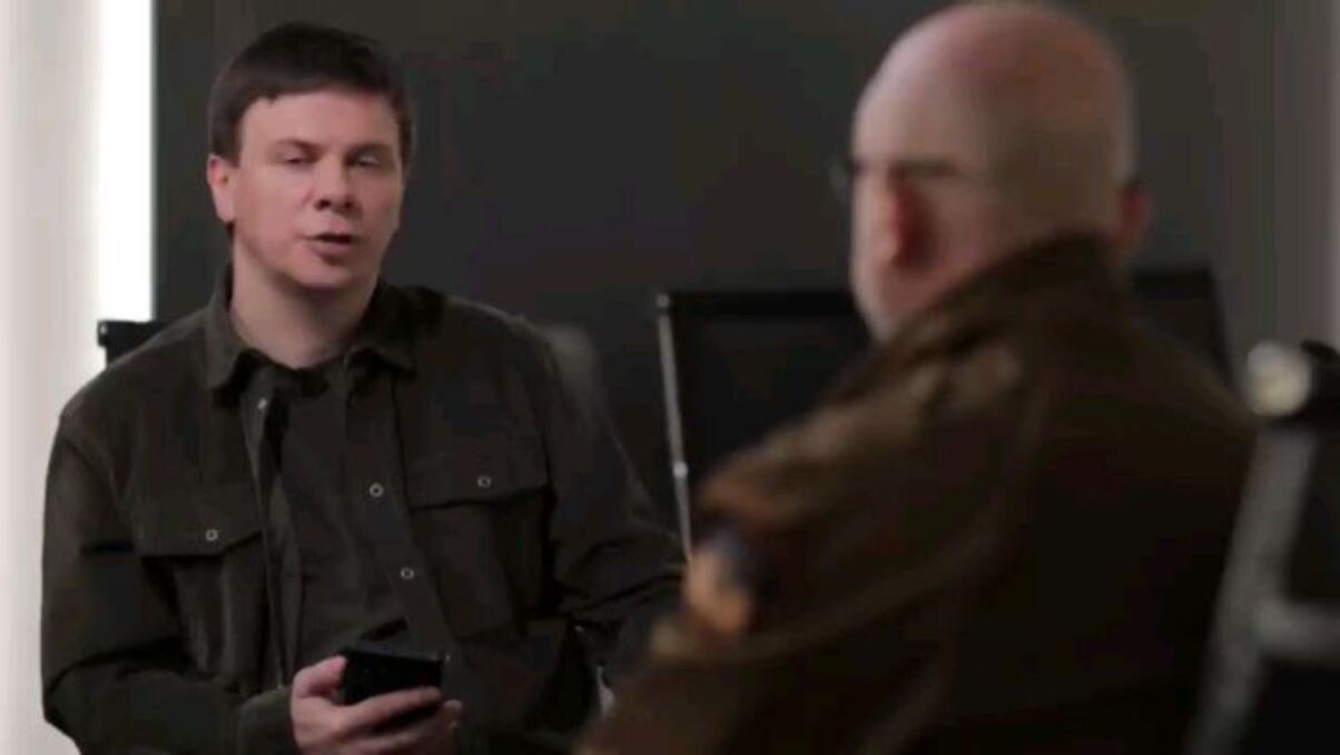 Дмитро Комаров - фото 1