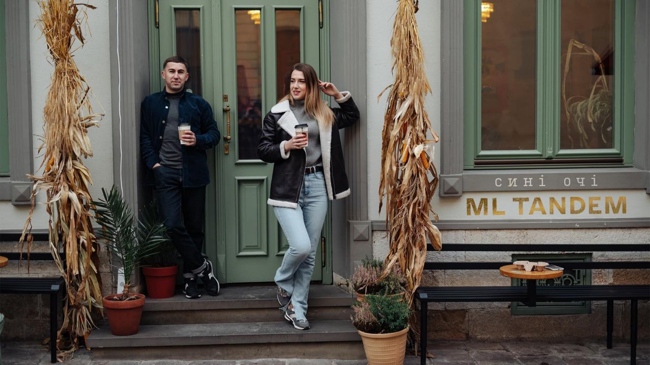До Дня міста Львова гурт ML TANDEM презентував пісню "Сині очі"