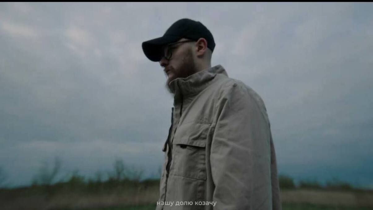 Skofka презентував новий трек-надію для України "Мир на землі"