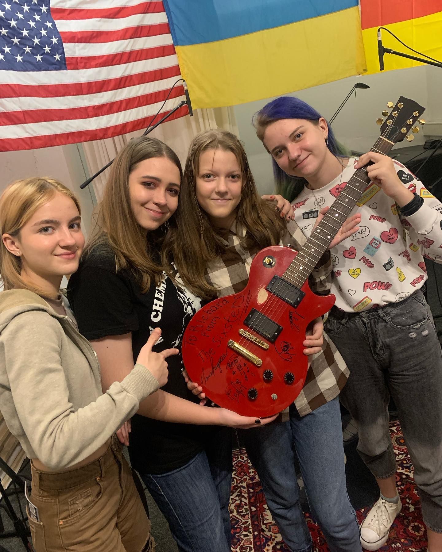 Український панк-рок-гурт The Sixsters виступить на Glastonbury Festival