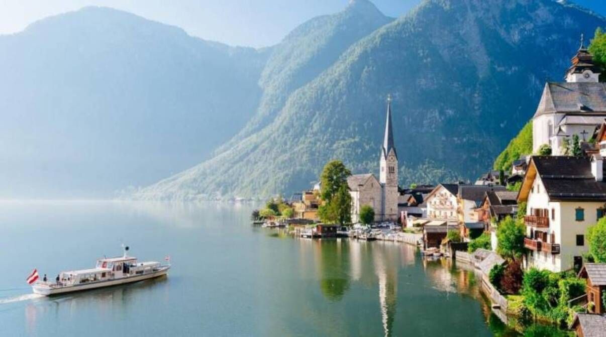 Ось як австрійське містечко Гальштат бореться з гіпернапливом туристів - фото 1