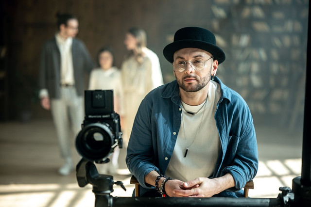 Учасник Голосу країни Максим Бородін випустив трек-маніфест про силу кохання 'Якби не ти' - фото 525217