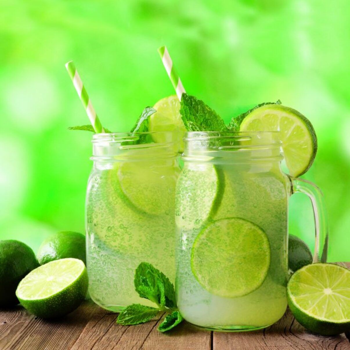 У літню спеку найкраще смакує унікальний лимонад із ревенем