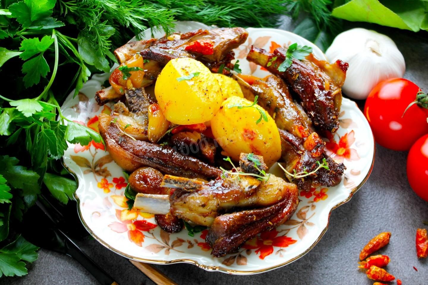 Новий рецепт: неймовірне м'ясо у казані на вогні