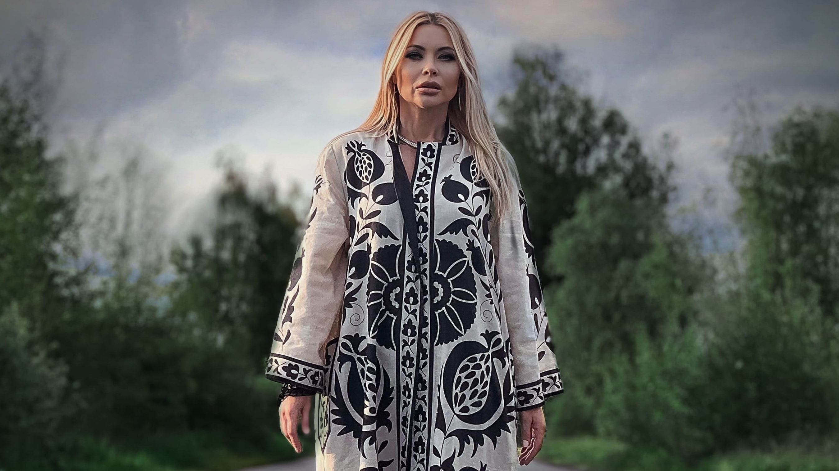 Співачка MOROZOVA презентує пісню про силу жіночої любові "Вона" - фото 1