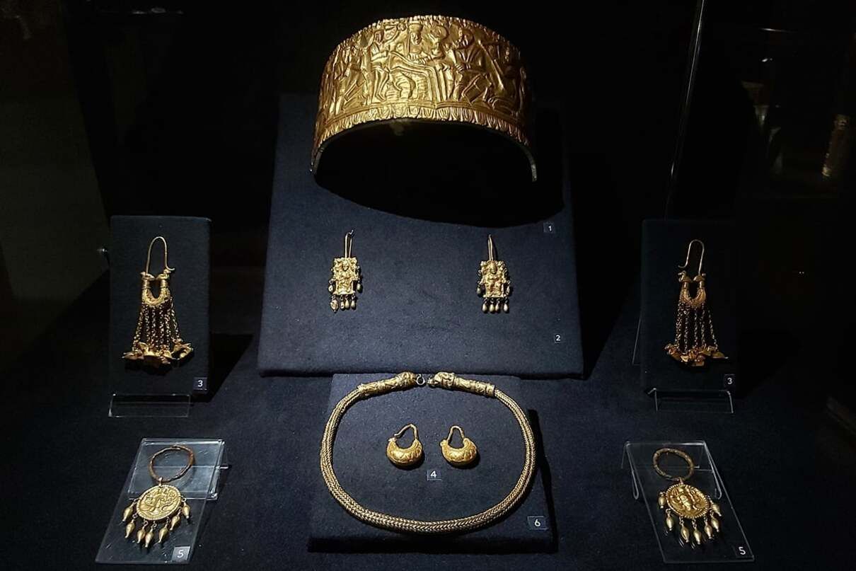 Скіфське золото віддають Україні: остаточне рішення суду Нідерландів