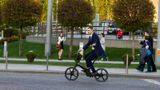 Віталій Кличко продав на аукціоні велосипед, на якому він колись упав у центрі Києва