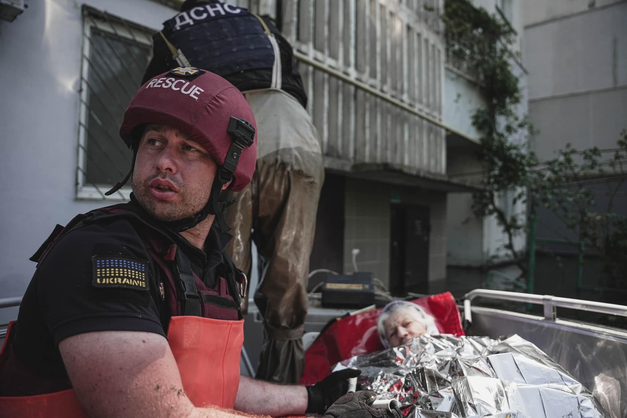 Евакуація з води: розробники створили чат-бот для постраждалих після підриву ГЕС