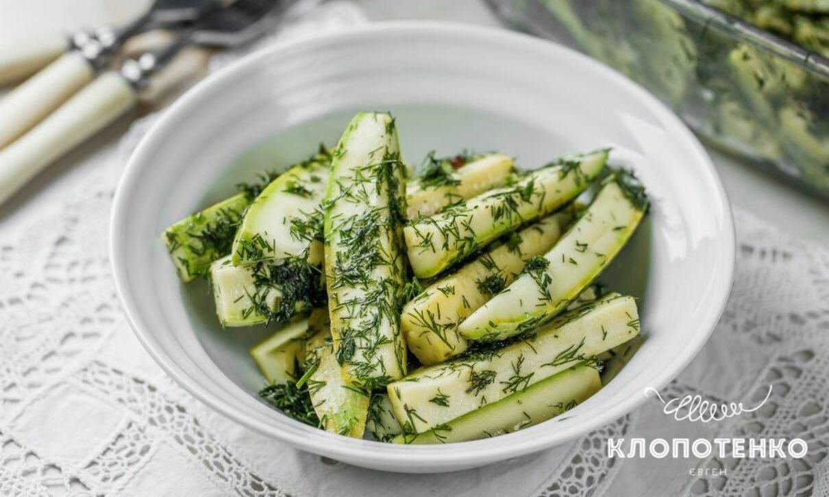 Мариновані кабачки з лимоном від Євгена Клопотенка