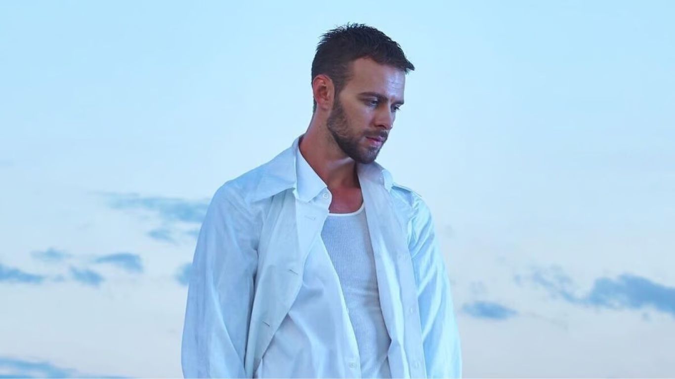 Макс Барських переклав українською пісню "Береги" - фото 1