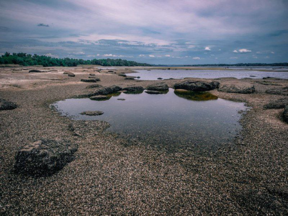 Ось, що залишилося від Каховського водосховища після теракту росіян – фото