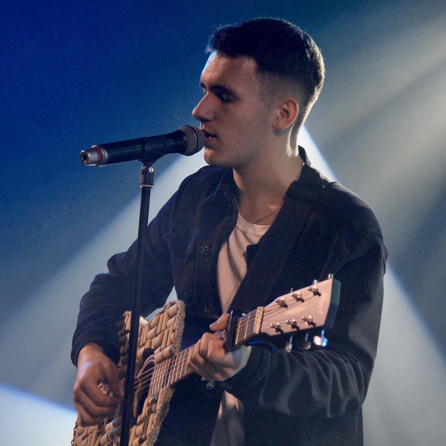 YAKTAK презентував новий чуттєвий сингл "Силует"