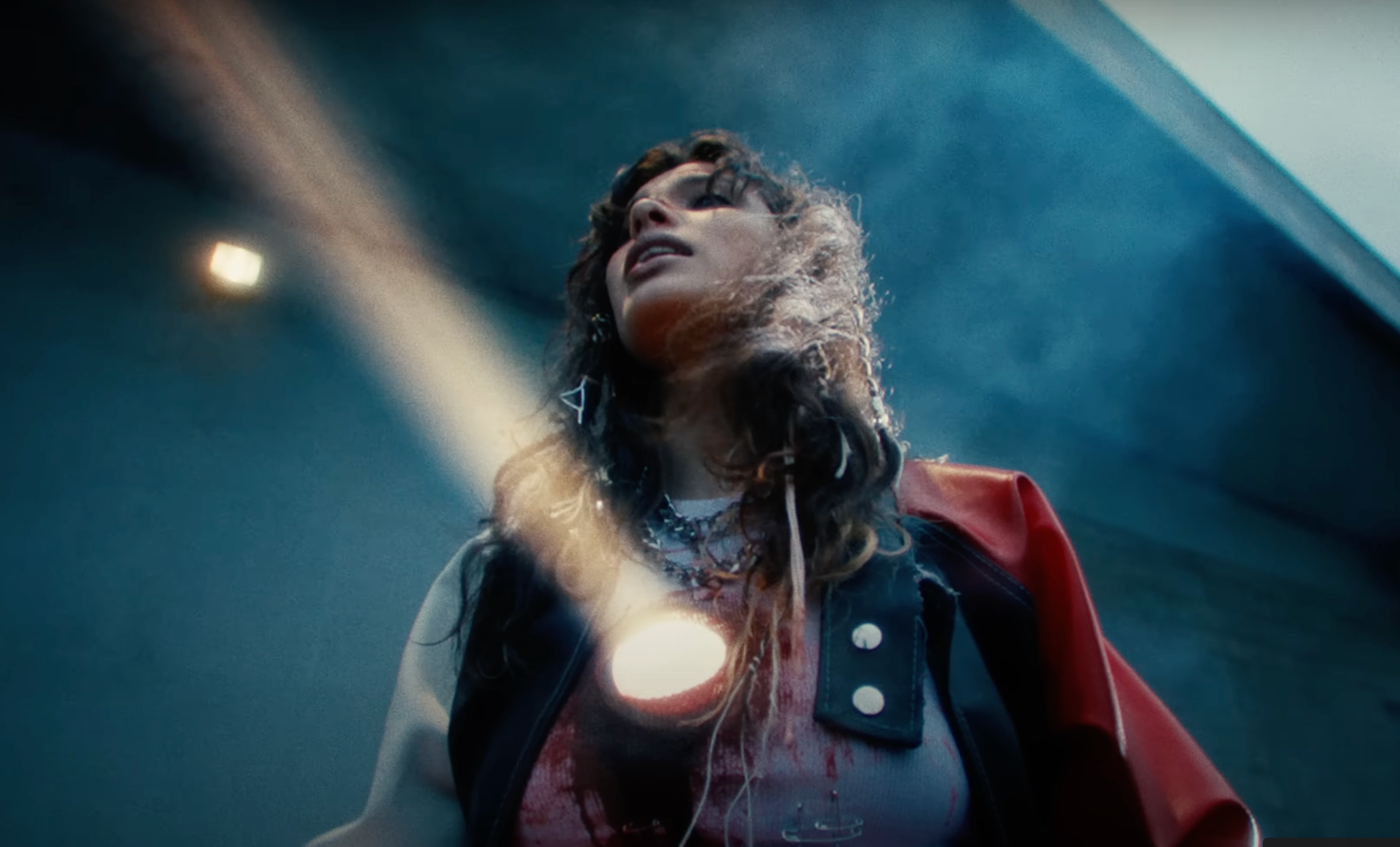 Michelle Andrade показала кліп на пісню Na Samoti - фото 1