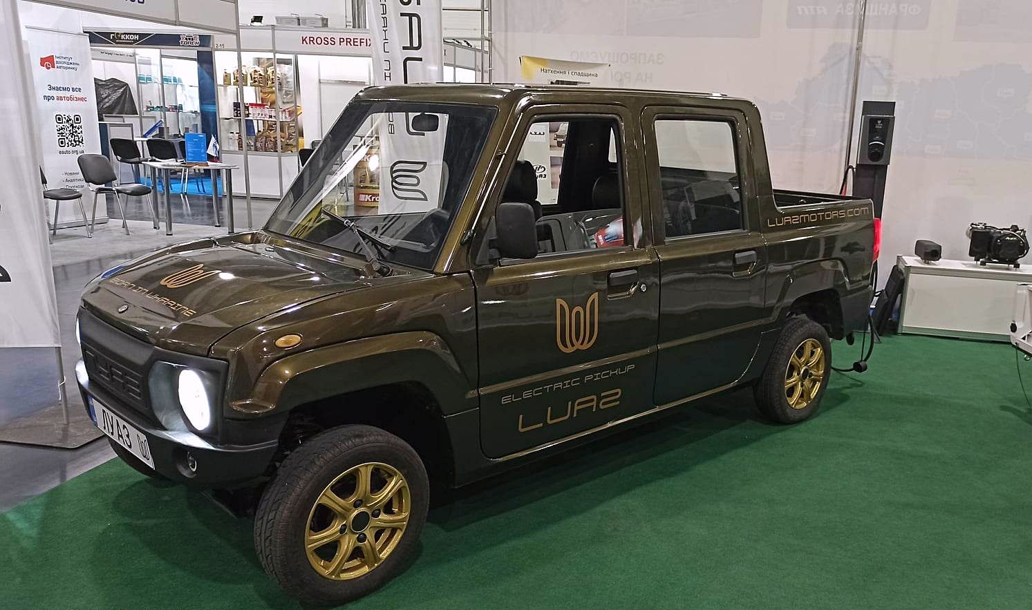 Українцям показали електропікап LUAZ: у чому його особливості