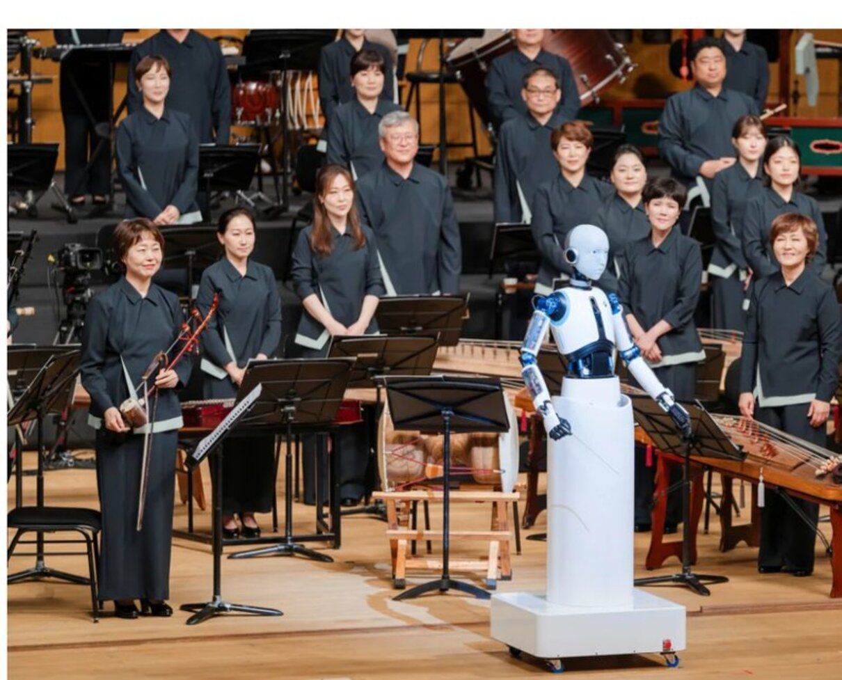 Робот-диригент: у Південній Кореї провели експериментальний концерт