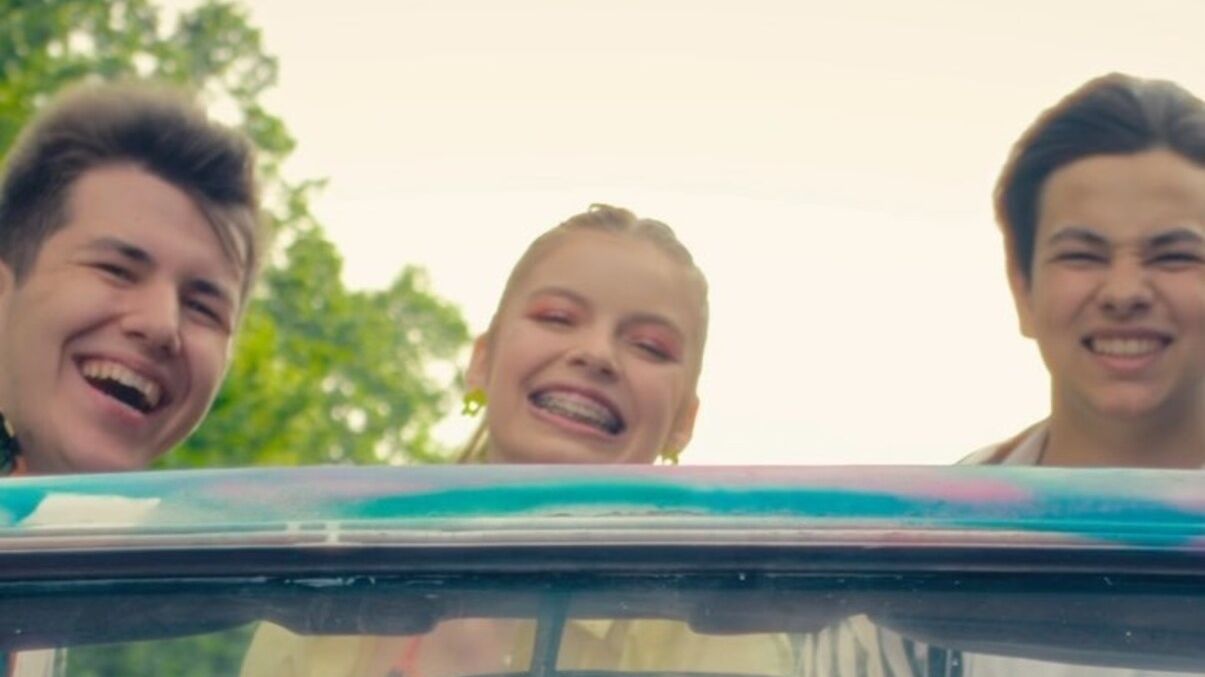 Слухайте нову літню вибухову пісню 7TEEN'S – "П'ятниця"