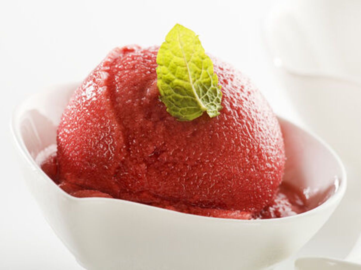 Неймовірний сорбет з полуниці та персика від Володимира Ярославського