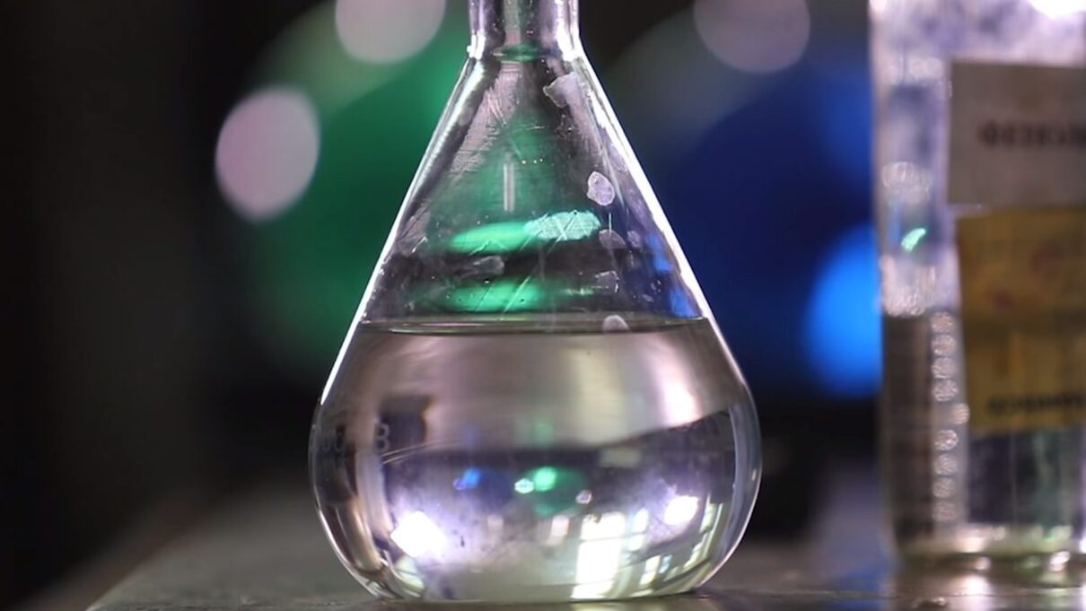 Пристрій, що очищує воду - фото 1