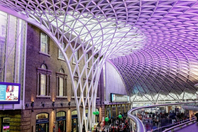 Залізничний вокзал Кінгс-Кросс - фото 528744