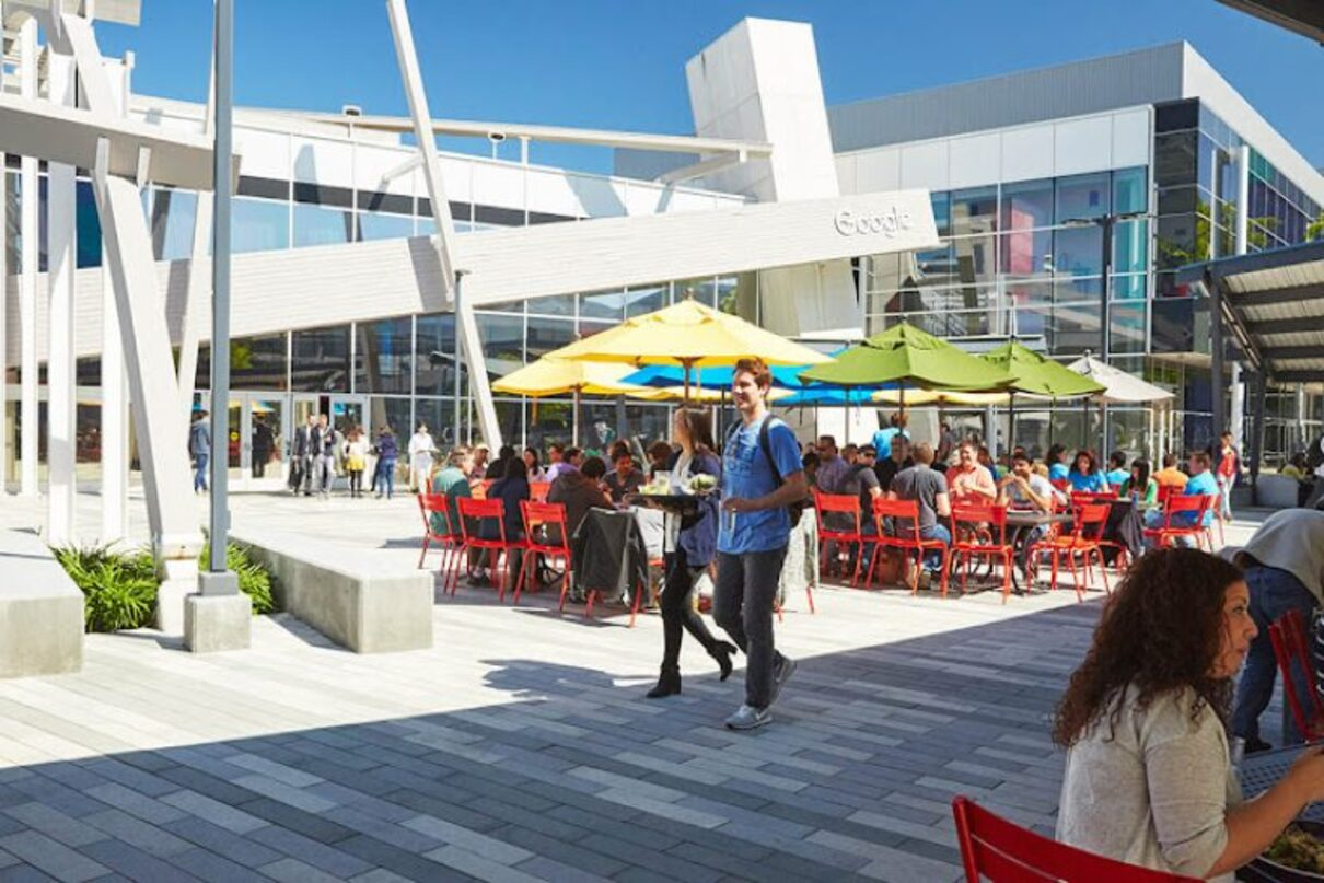 Кампус в Маунтін-В’ю - фото 1