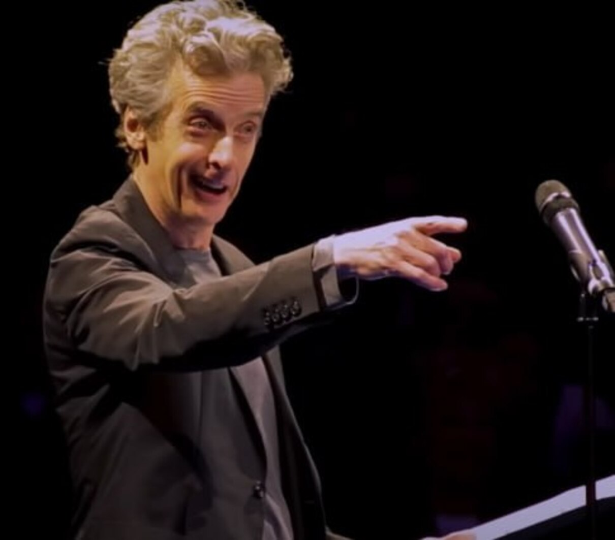 Зірка серіалу Доктор Хто зачитав 