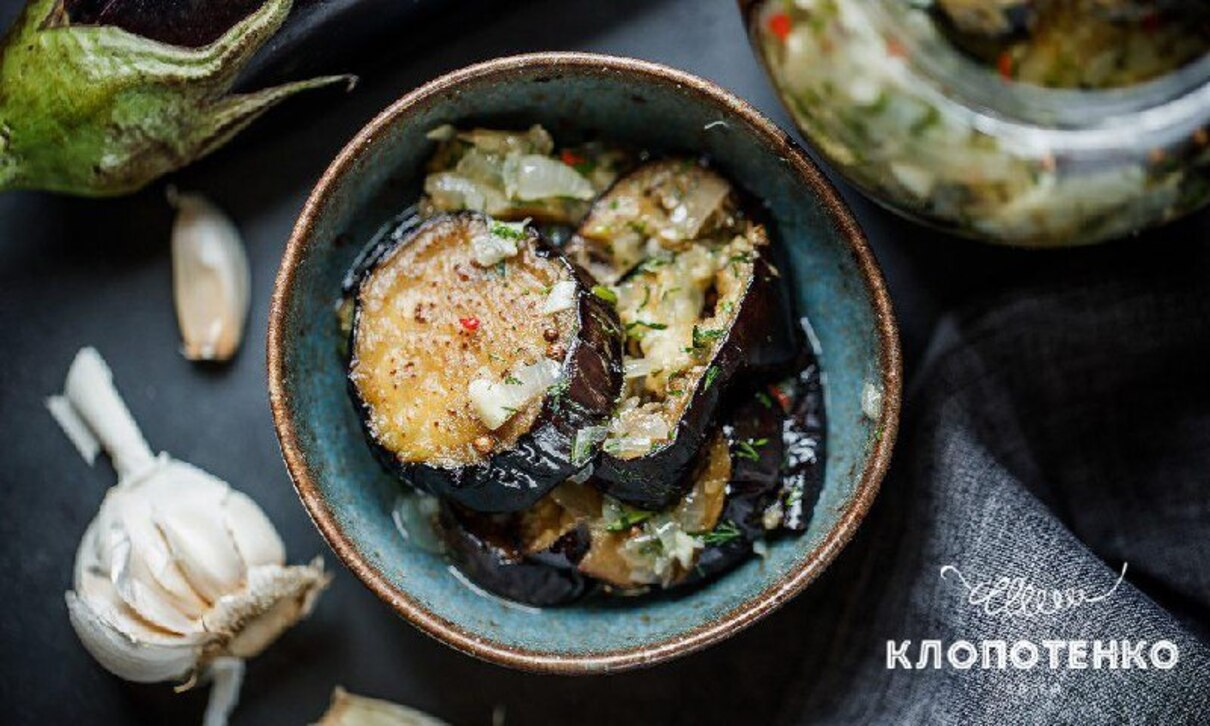 Смачна закуска з баклажанів - фото 1