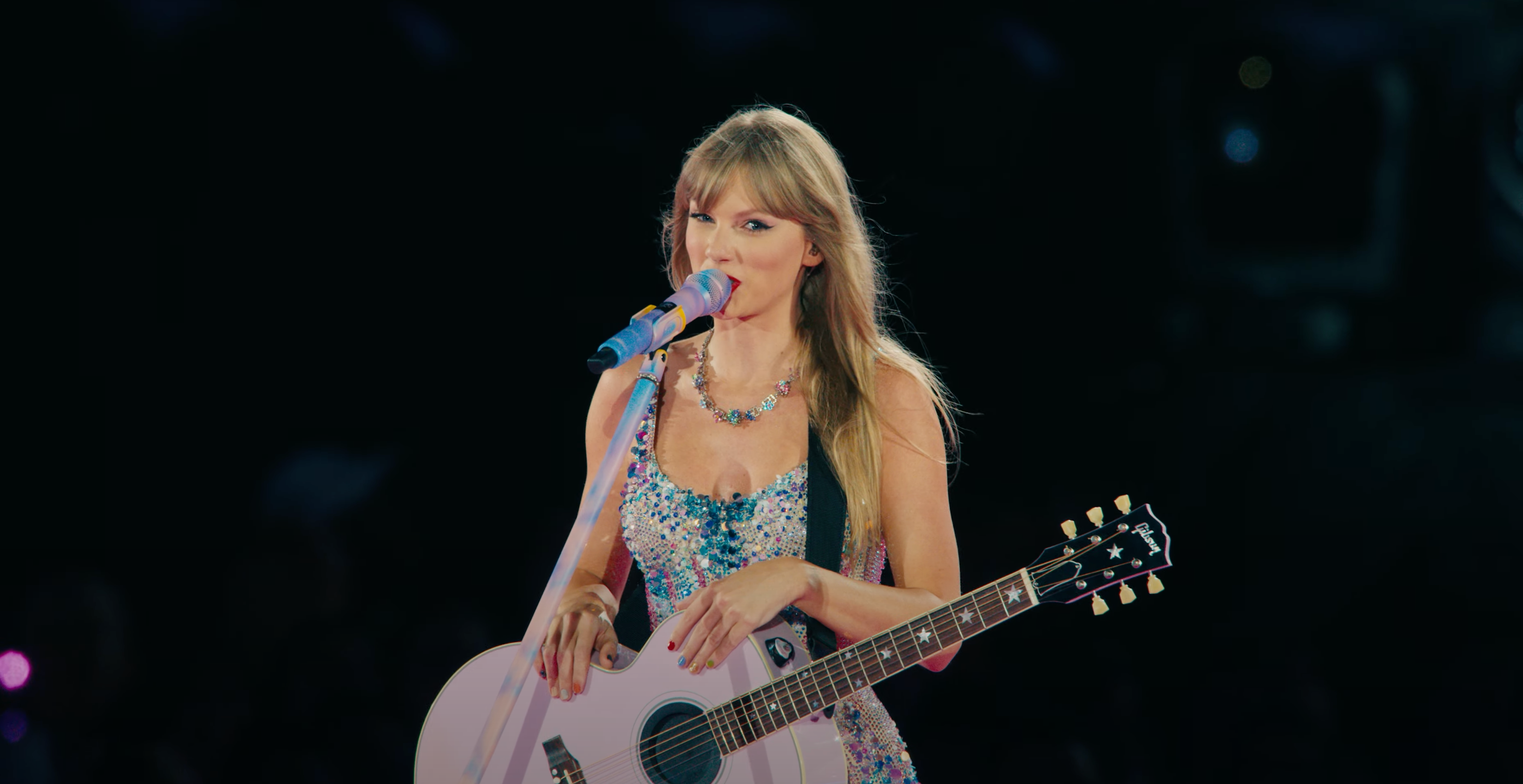 Тейлор Свіфт стала першою співачкою зі 100 мільйонами щомісячних слухачів на Spotify