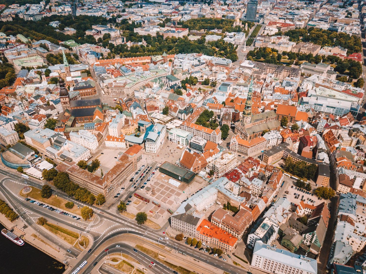 Мовний іспит у Латвії більшість росіян завалили - фото 1