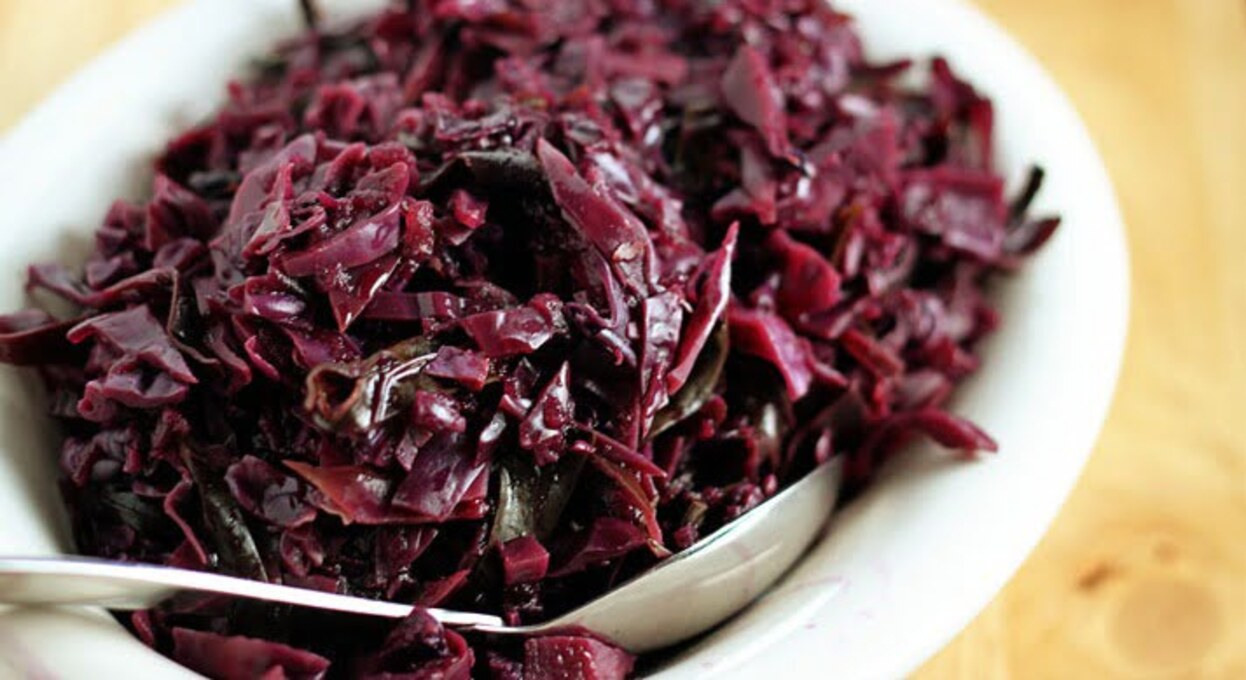 Тушкована капуста - фото 1