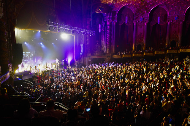 Гроза могла зірвати концерт SERDUCHKA у Нью-Йорку: костюми 'в заручниках' та інші пригоди - фото 531087